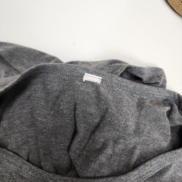 Follow Your Soul It Knows The Way Gray Sleeveless Tank Top Women's Size L - Picture 4 of 5